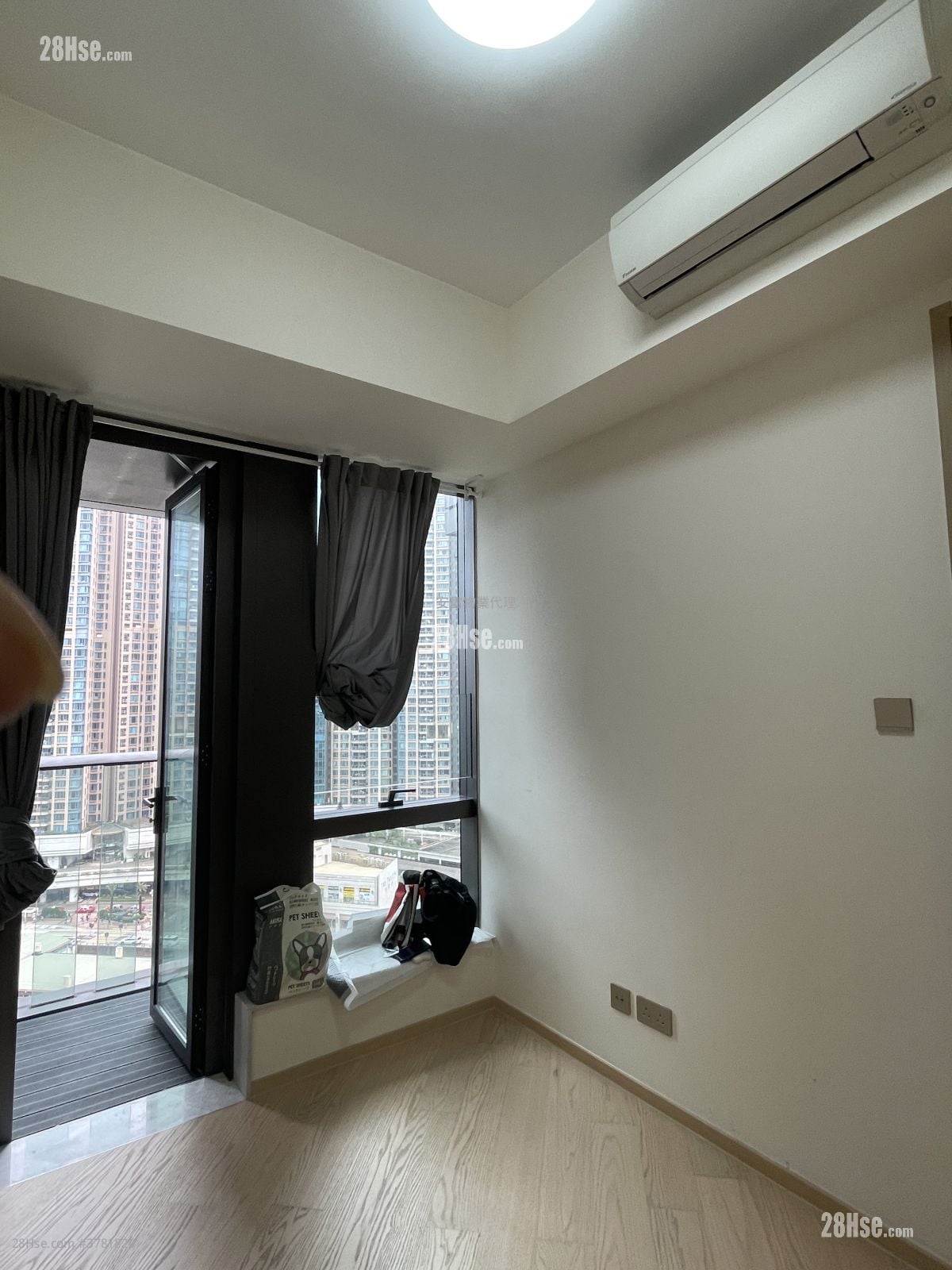 The Arles Rental 1 Bedroom , 1 Bathroom 347 ft²