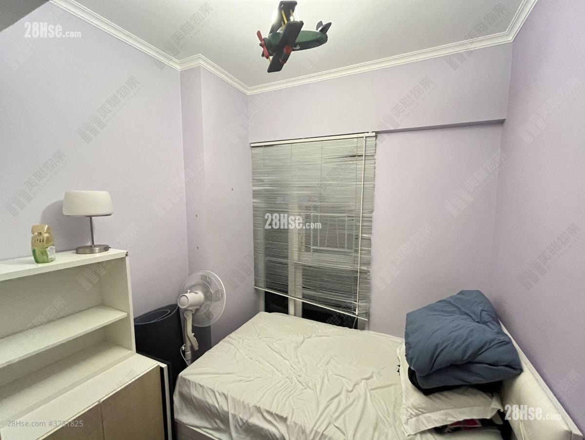 bedroom 1: Symphony Bay Sell 3 Bedrooms , 3 Bathrooms 1,031 ft²