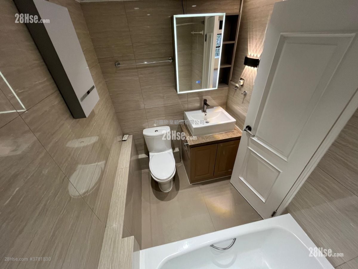 云地利台 租盘 5+ 房 , 3 浴室 1,863 平方尺