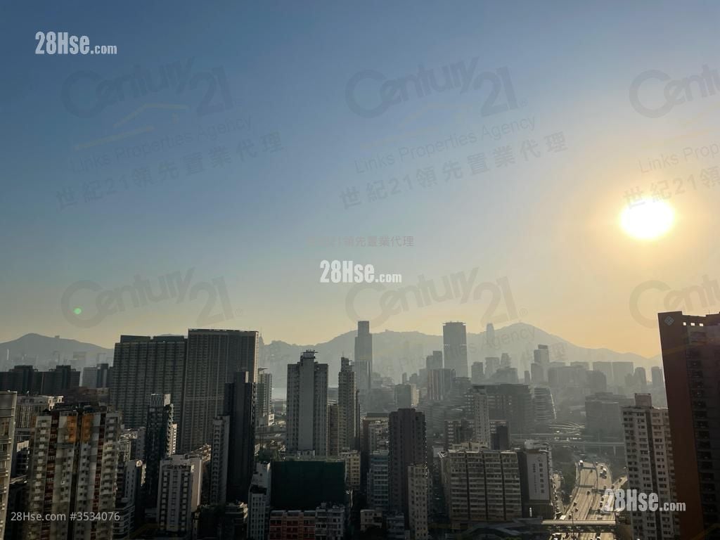 Chatham Gate Sell 4 Bedrooms , 4 Bathrooms 1,570 ft²