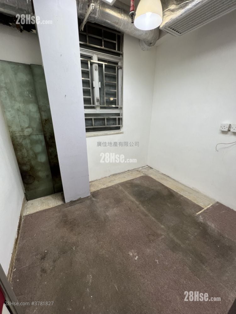 Shing Lee Commercial Building Rental 59 ft²