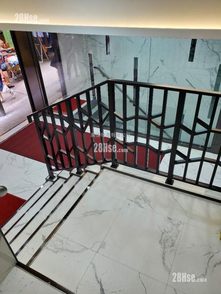 Shing Lee Commercial Building Rental 59 ft²