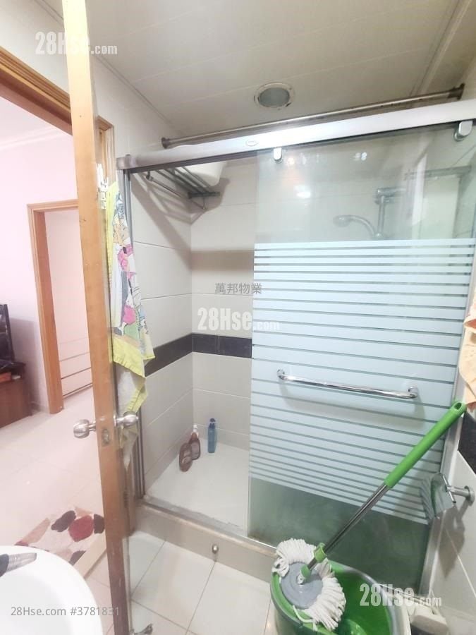 Tai Po Centre Sell 2 Bedrooms , 1 Bathroom 451 ft²