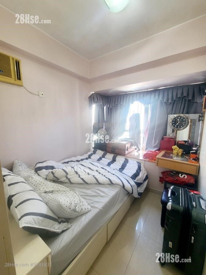 Tai Po Centre Sell 2 Bedrooms , 1 Bathroom 451 ft²