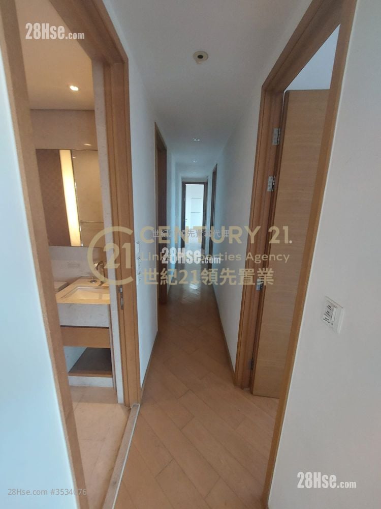 Chatham Gate Sell 4 Bedrooms , 4 Bathrooms 1,570 ft²