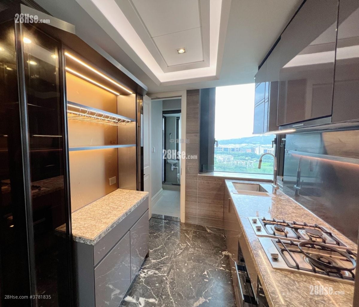 Eden Manor Sell 1,108 ft²