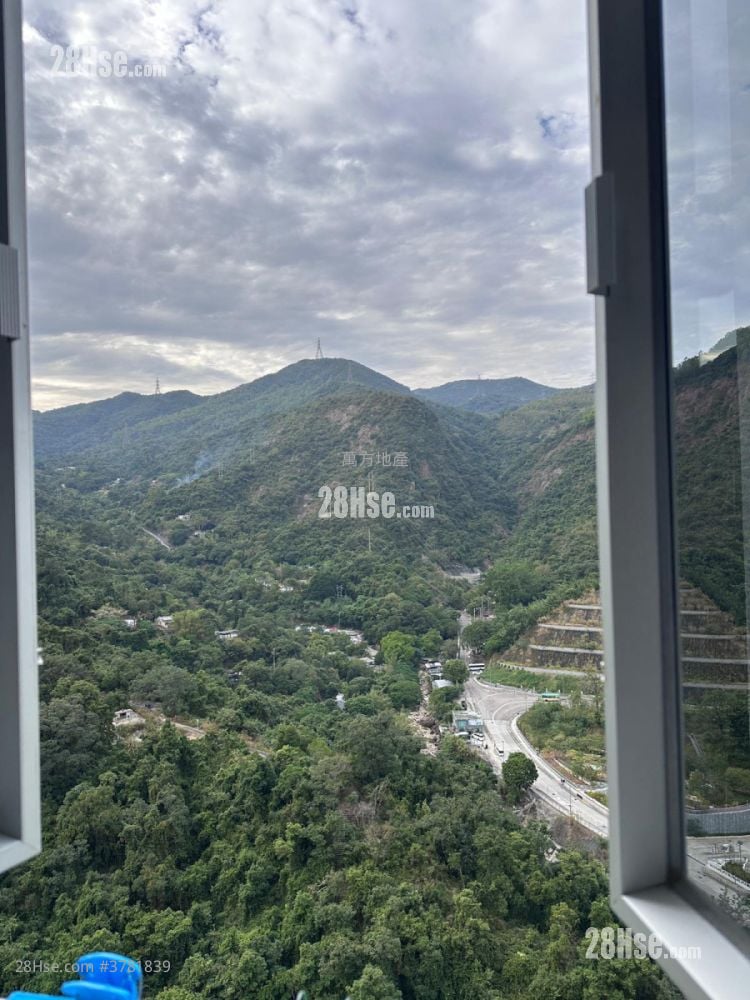 Choi Wo Court Sell 2 Bedrooms , 1 Bathroom 401 ft²