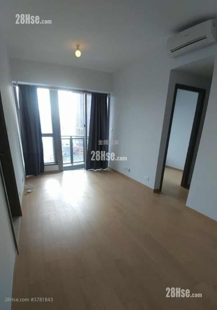 The Austin Rental 2 Bedrooms , 2 Bathrooms 633 ft²