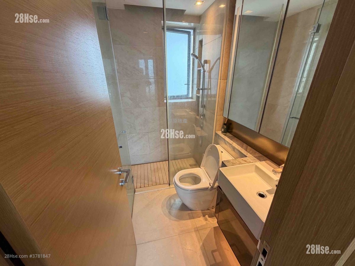 Century Link Sell 3 Bedrooms 641 ft²