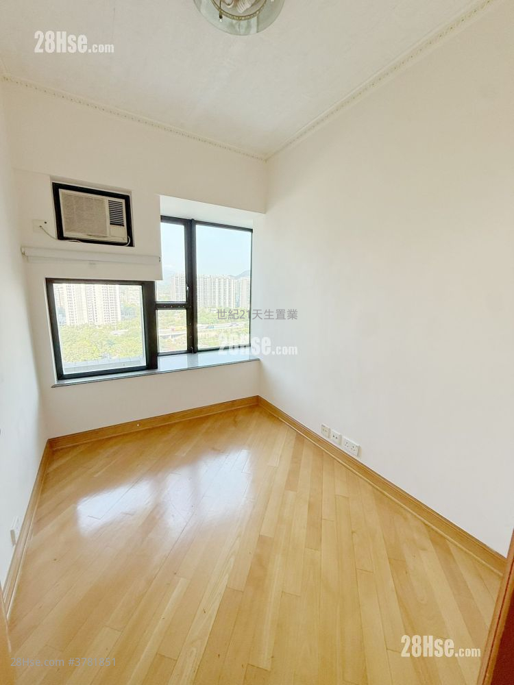 Aegean Coast Sell 4 Bedrooms , 2 Bathrooms 742 ft²