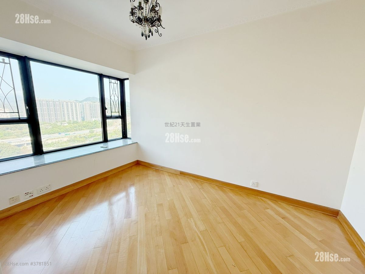 Aegean Coast Sell 4 Bedrooms , 2 Bathrooms 742 ft²