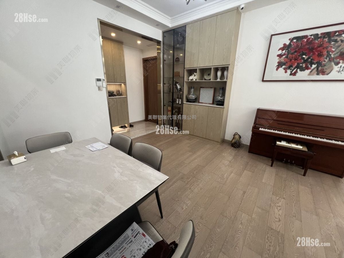 The Horizon Sell 4 Bedrooms , 2 Bathrooms 1,471 ft²