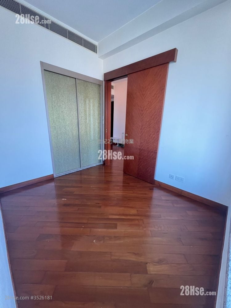 The Coronation Sell 1 Bedroom , 1 Bathroom 496 ft²