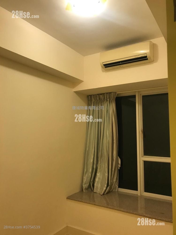 首都 租盘 3 房 , 2 浴室 704 平方尺