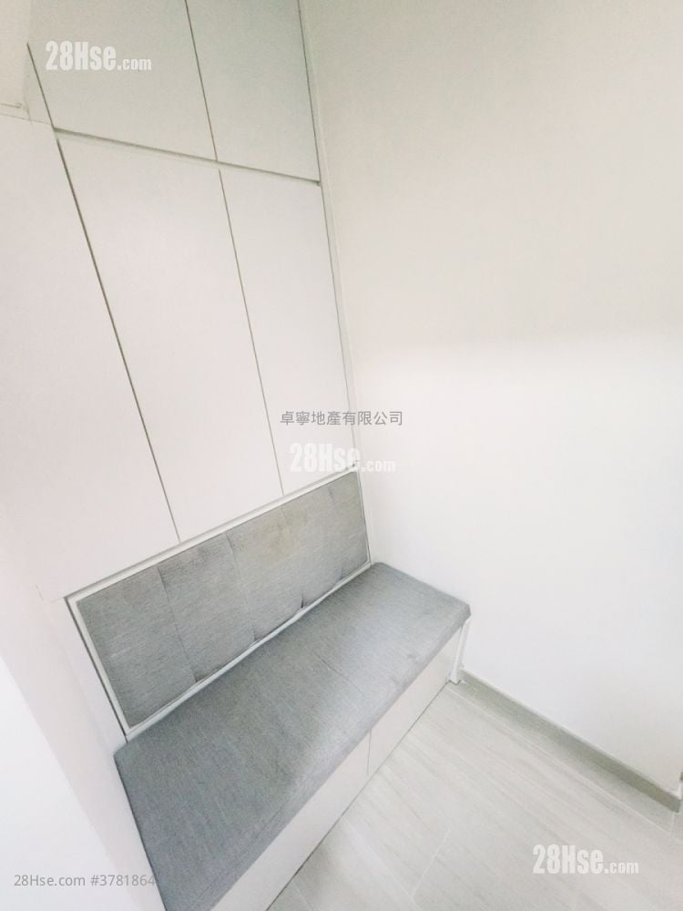 Apartment Rental 160 ft²