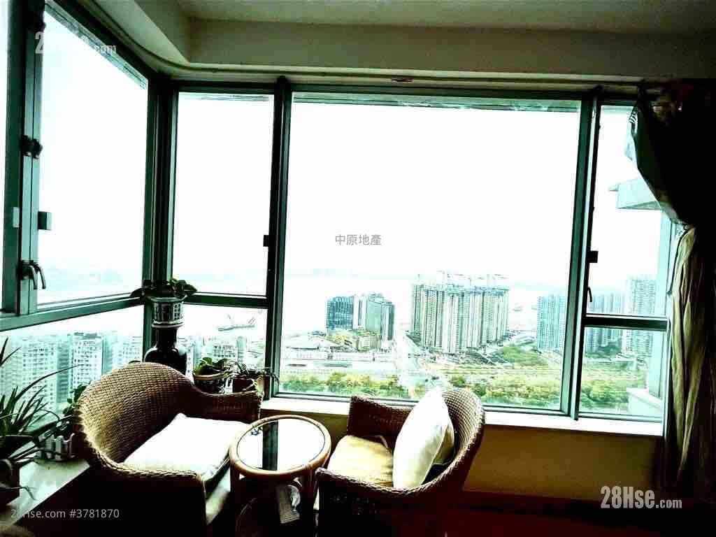 Coastal Skyline Sell 3 Bedrooms 911 ft²