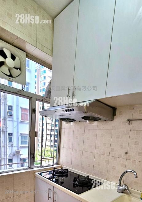 Pau Chung Building Sell 2 Bedrooms , 1 Bathroom 356 ft²