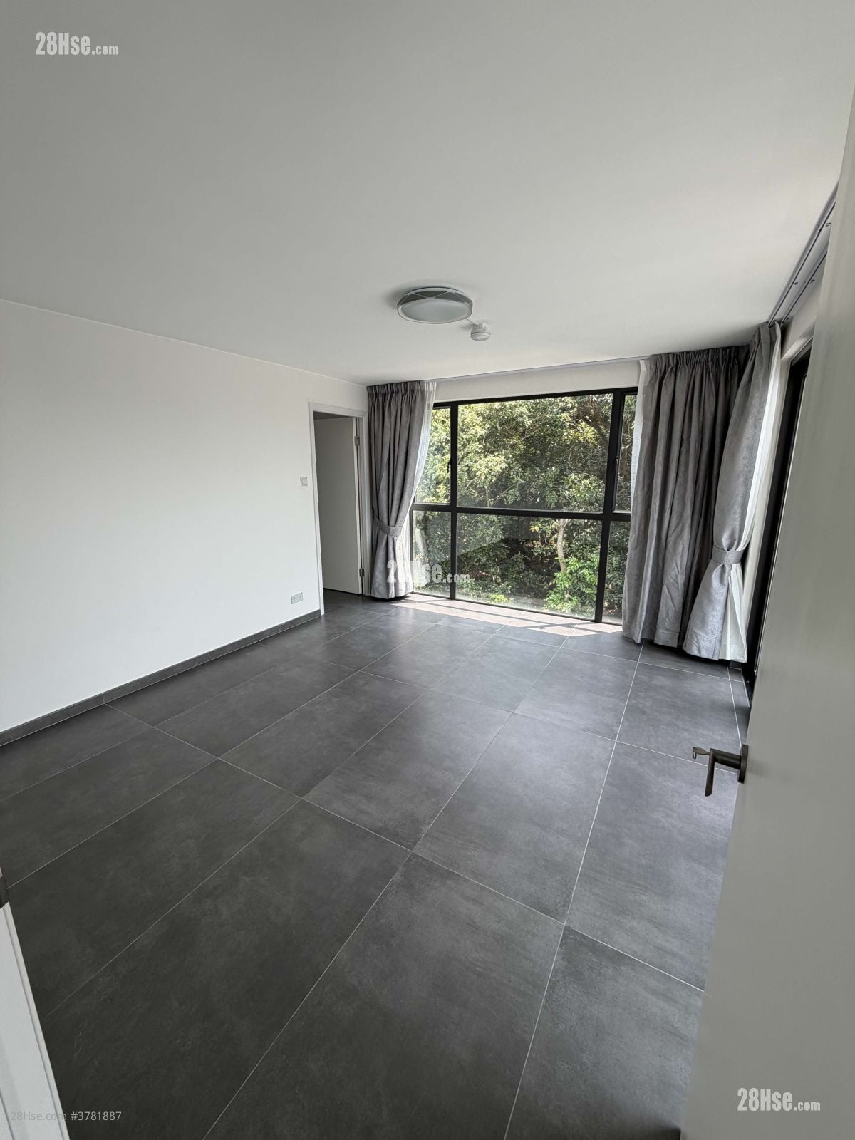 master room: Pui O Village House Rental 5+ Bedrooms , 2 Bathrooms