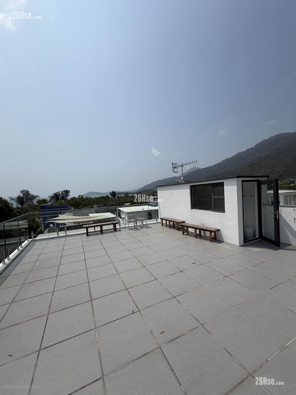 rooftoop: Pui O Village House Rental 5+ Bedrooms , 2 Bathrooms