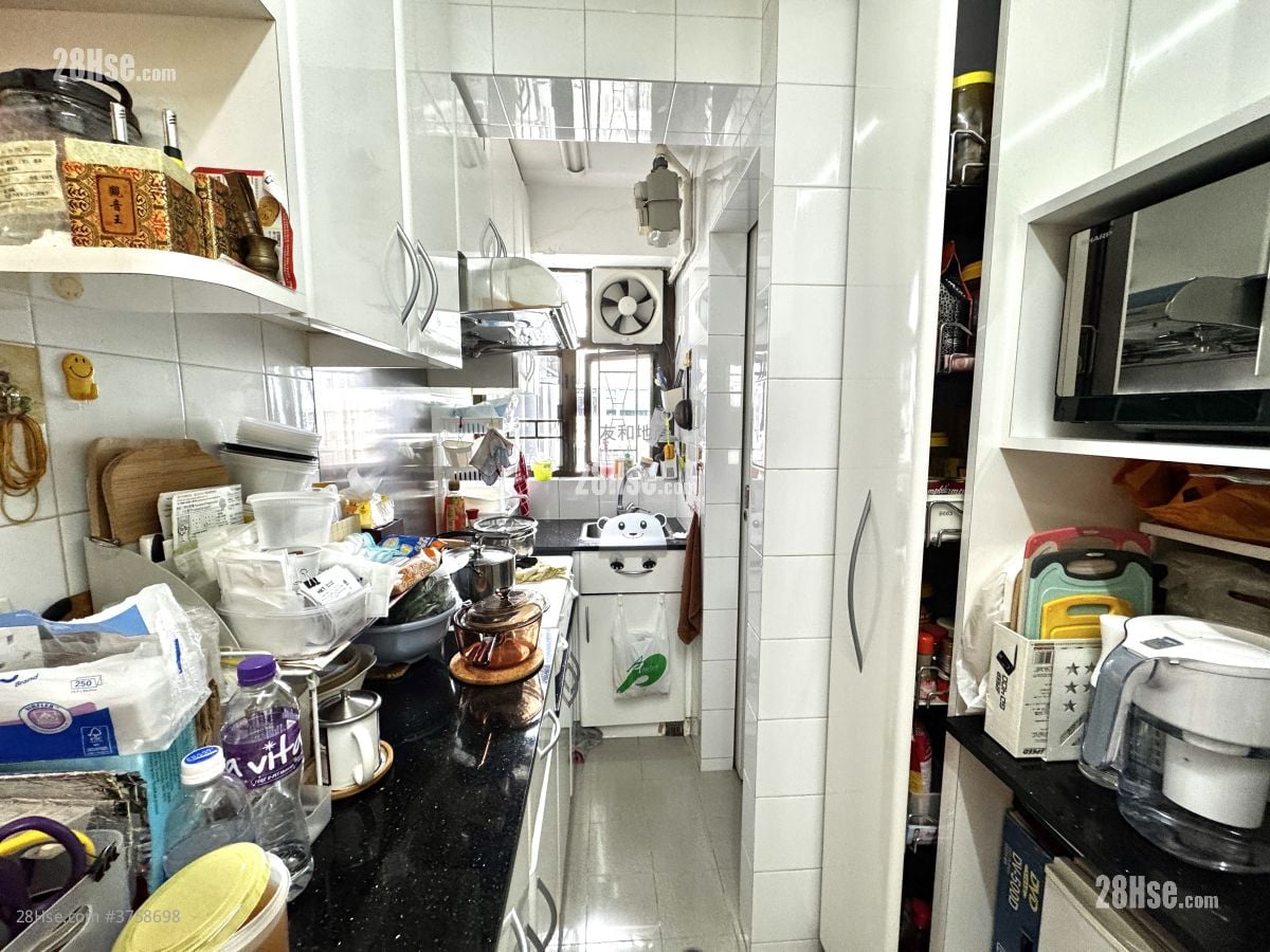 翠丽苑 售盘 3 房 , 2 浴室 614 平方尺