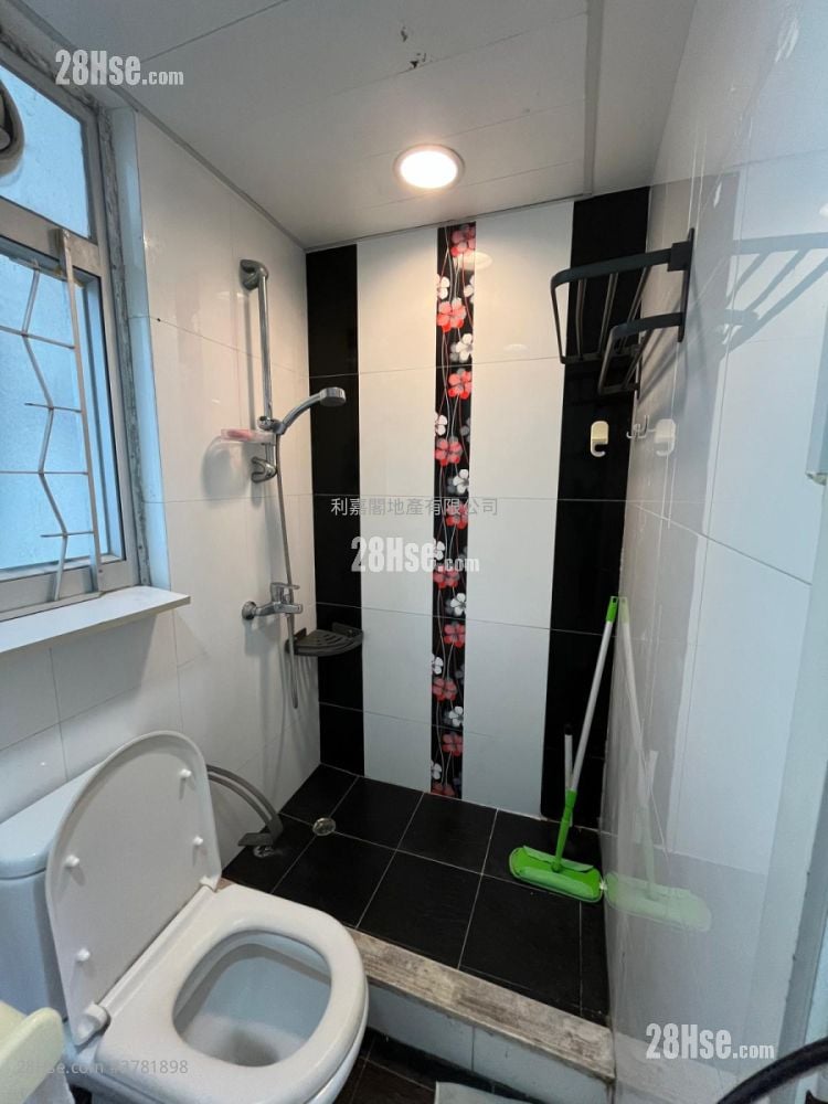 City One Shatin Sell 2 Bedrooms 327 ft²