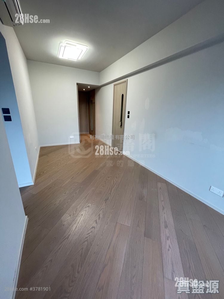 柏傲庄 售盘 3 房 634 平方尺