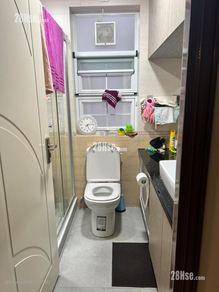 红林居 租盘 2 房 , 1 浴室 700 平方尺