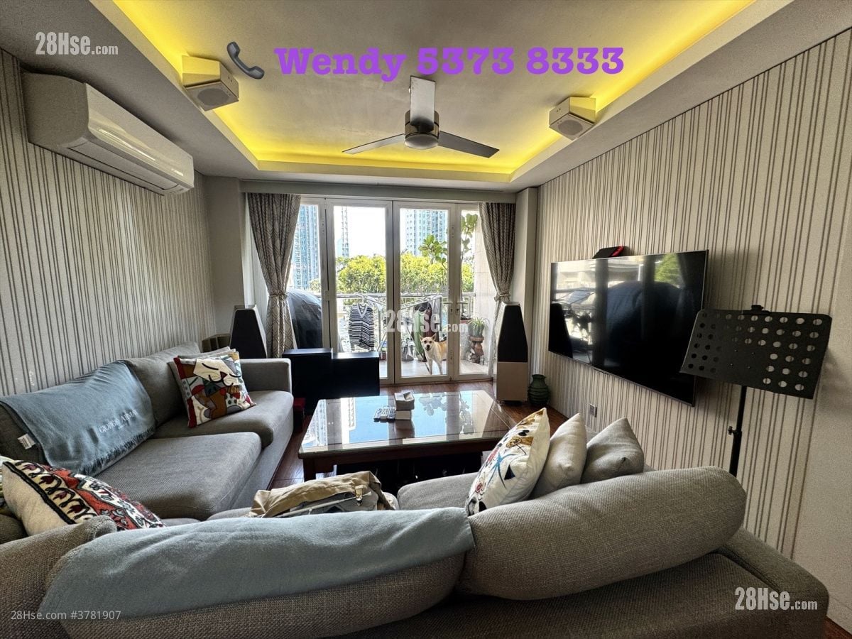 Avon Court Sell 3 Bedrooms , 2 Bathrooms 926 ft²