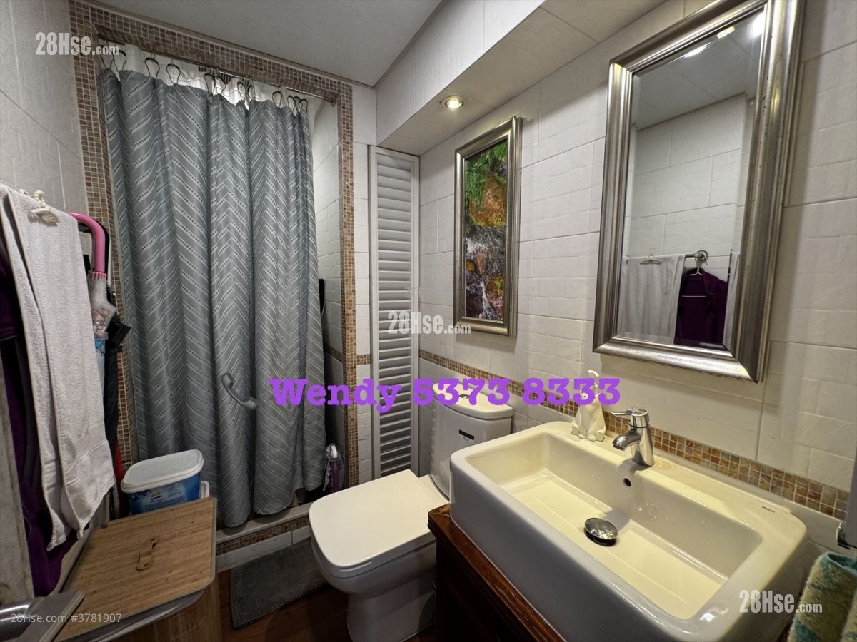 Avon Court Sell 3 Bedrooms , 2 Bathrooms 926 ft²