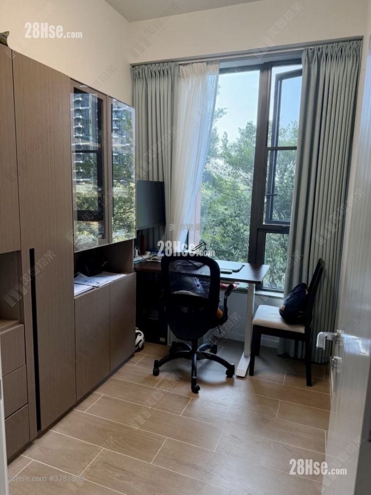 Oma Oma Rental 3 Bedrooms , 3 Bathrooms 1,004 ft²