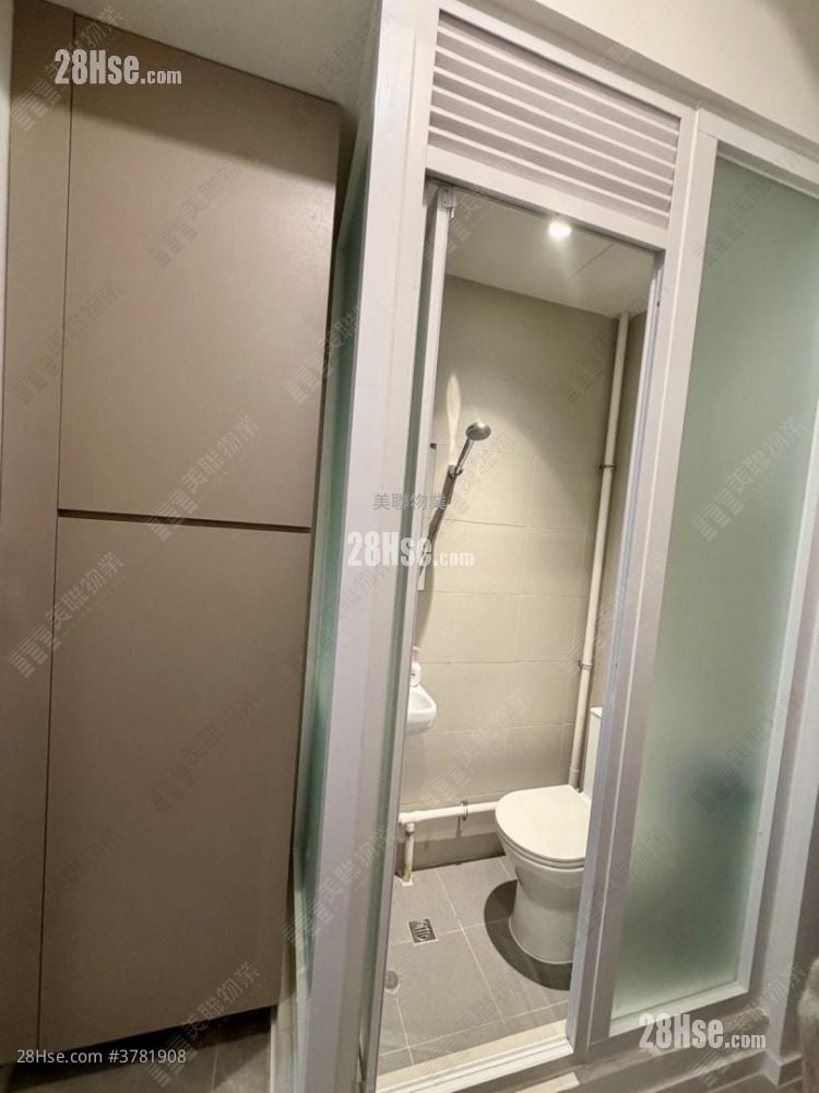 Oma Oma Rental 3 Bedrooms , 3 Bathrooms 1,004 ft²