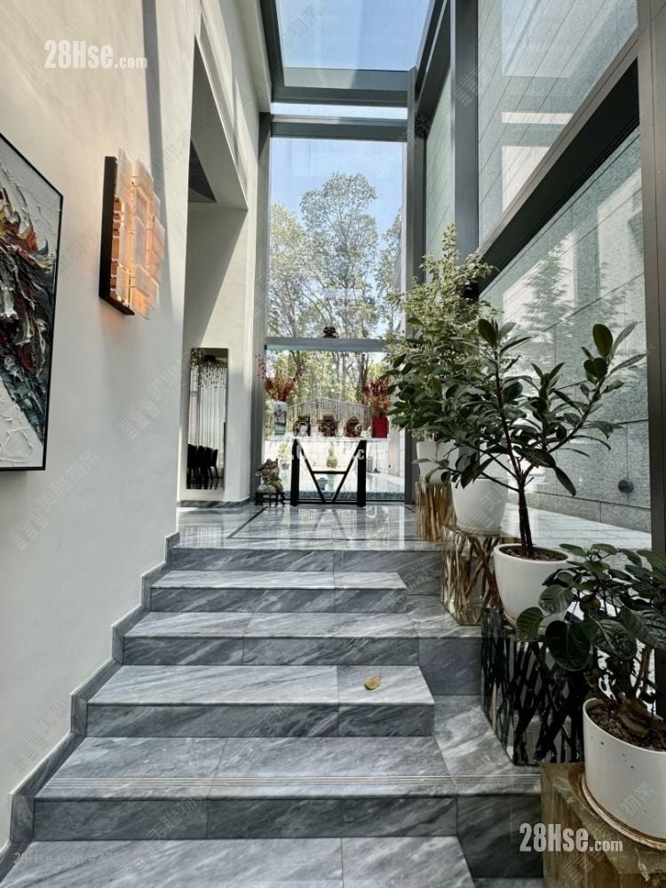 Le Pont Rental 5+ Bedrooms , 5+ Bathrooms 4,860 ft²