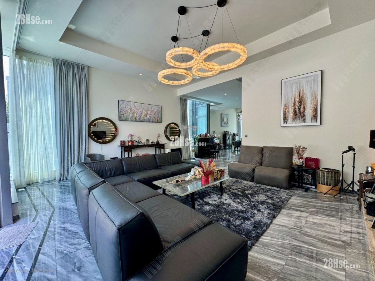 Le Pont Rental 5+ Bedrooms , 5+ Bathrooms 4,860 ft²