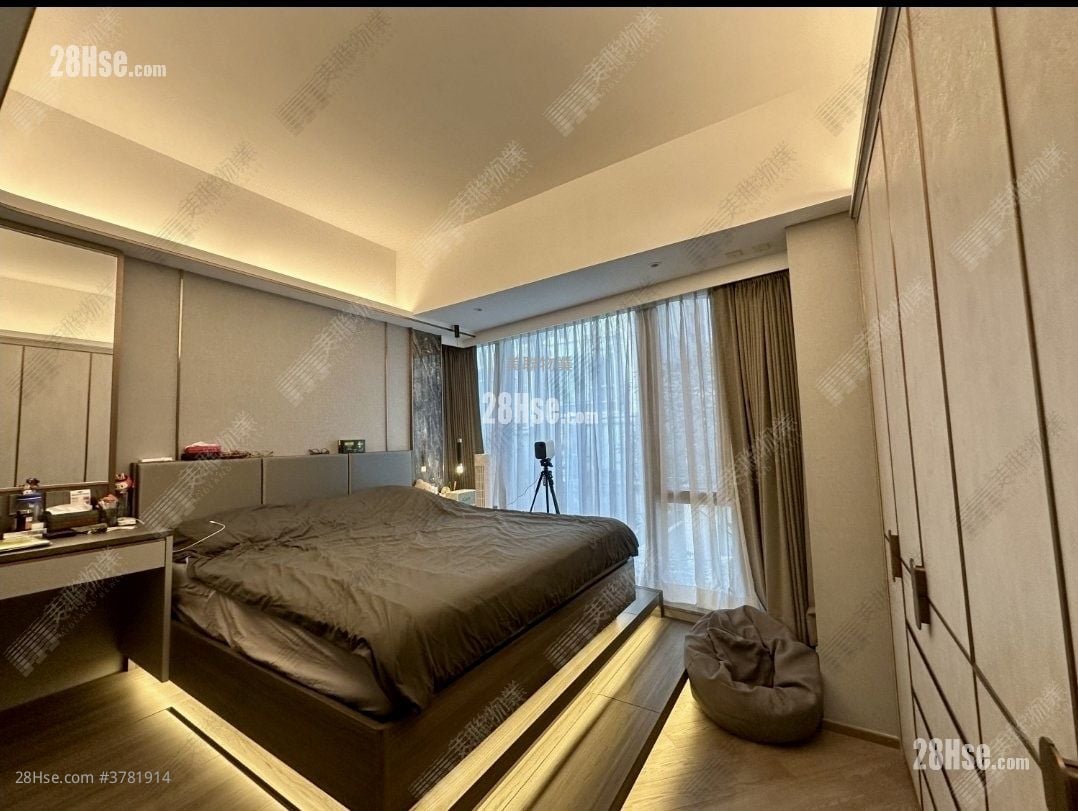 Le Pont Rental 5+ Bedrooms , 5+ Bathrooms 4,860 ft²