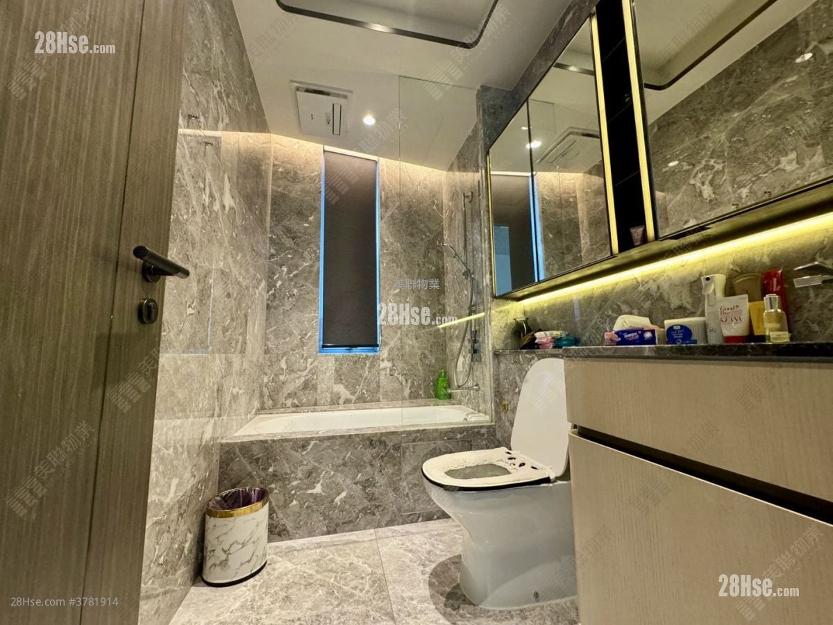 Le Pont Rental 5+ Bedrooms , 5+ Bathrooms 4,860 ft²