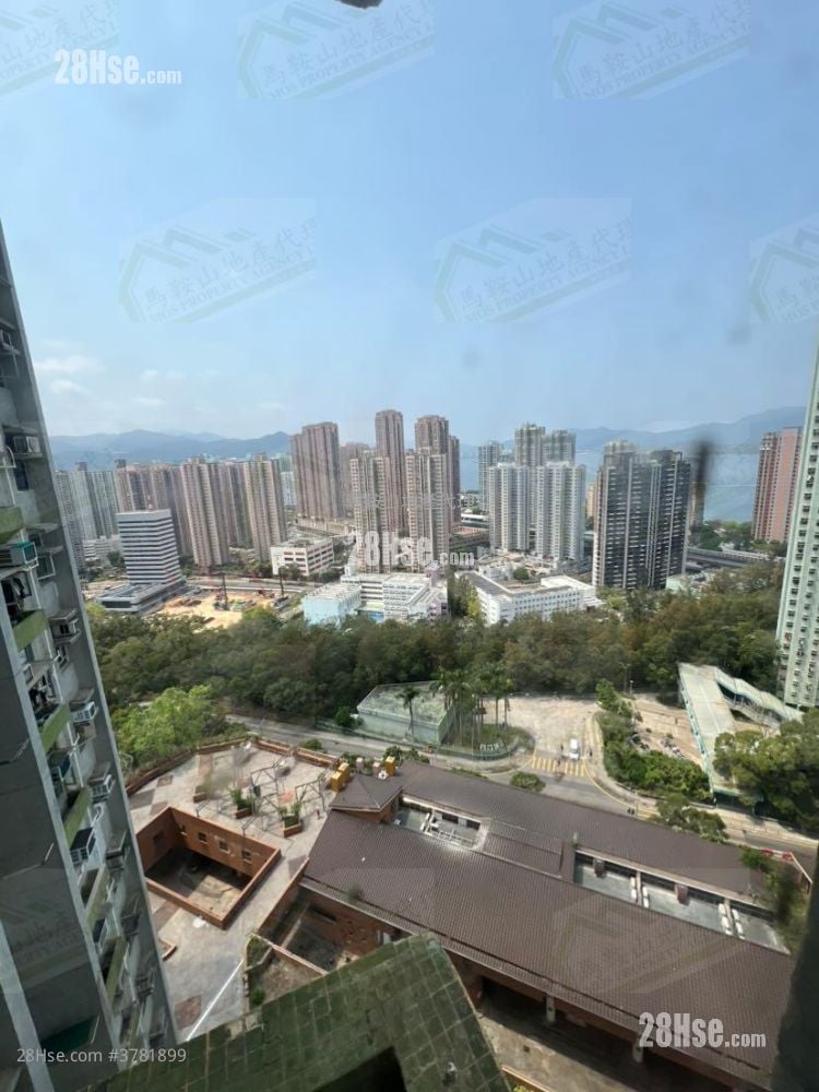 Kam Ying Court Sell 3 Bedrooms , 1 Bathroom 554 ft²