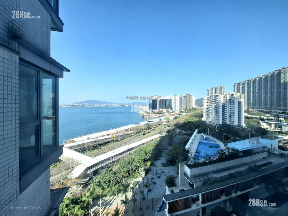 Seaview Crescent Rental 2 Bedrooms , 1 Bathroom 562 ft²