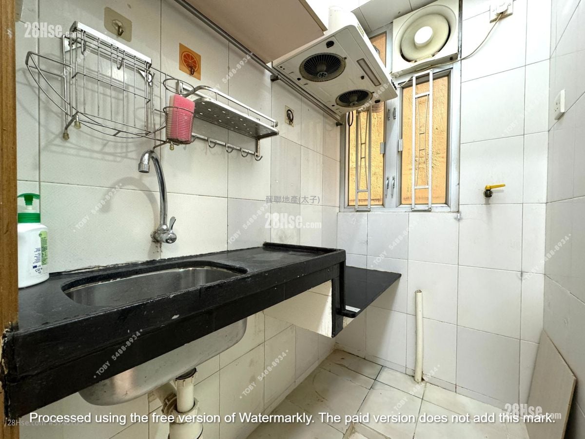 Diamond Building Sell 2 Bedrooms , 1 Bathroom 360 ft²