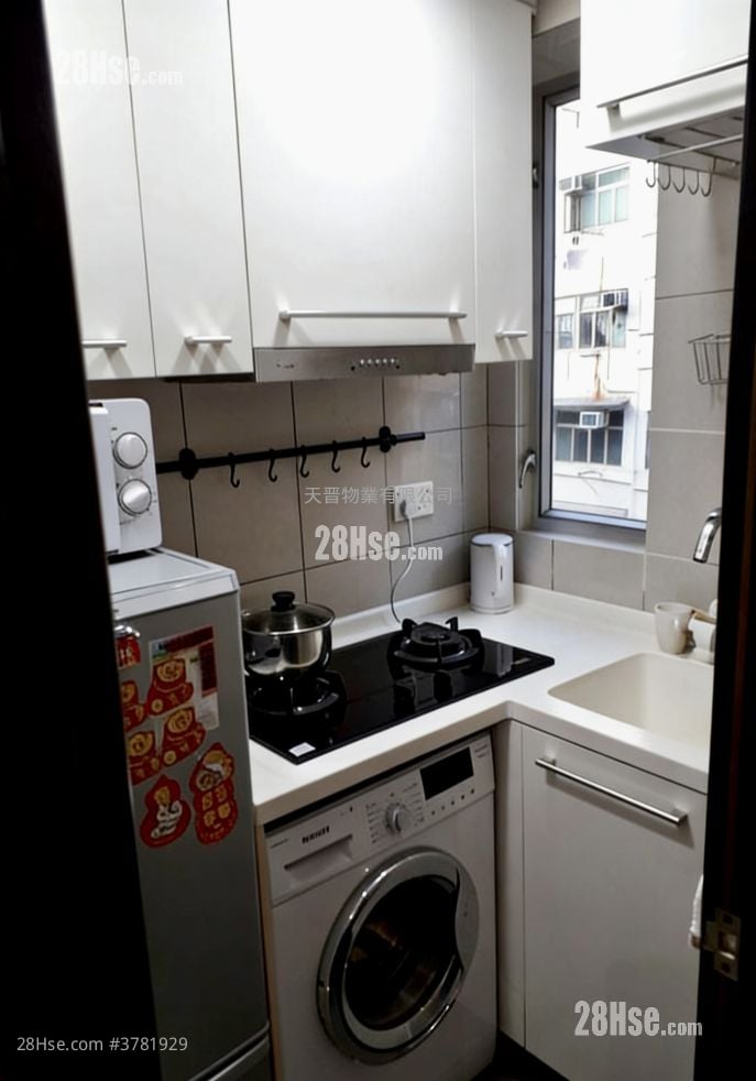 Kellet Court Sell 2 Bedrooms , 1 Bathroom 306 ft²