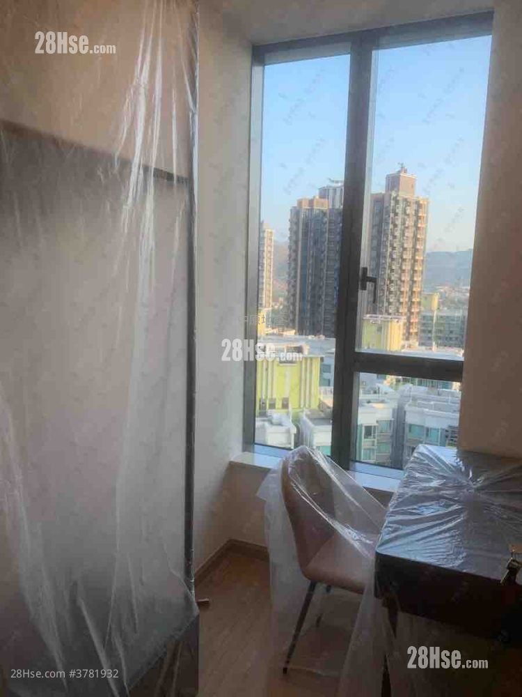 Hava Rental 377 ft²