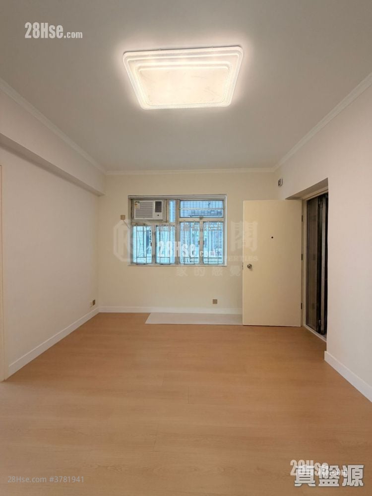 Mayson Garden Building Sell 2 Bedrooms 440 ft²