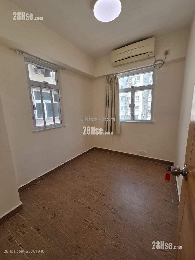 Whampoa Estate Sell 3 Bedrooms , 1 Bathroom 490 ft²