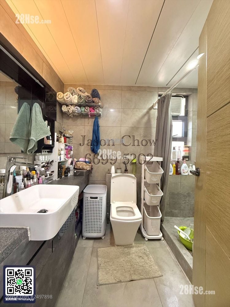 村屋 售盘 2 房 , 1 浴室 700 平方尺