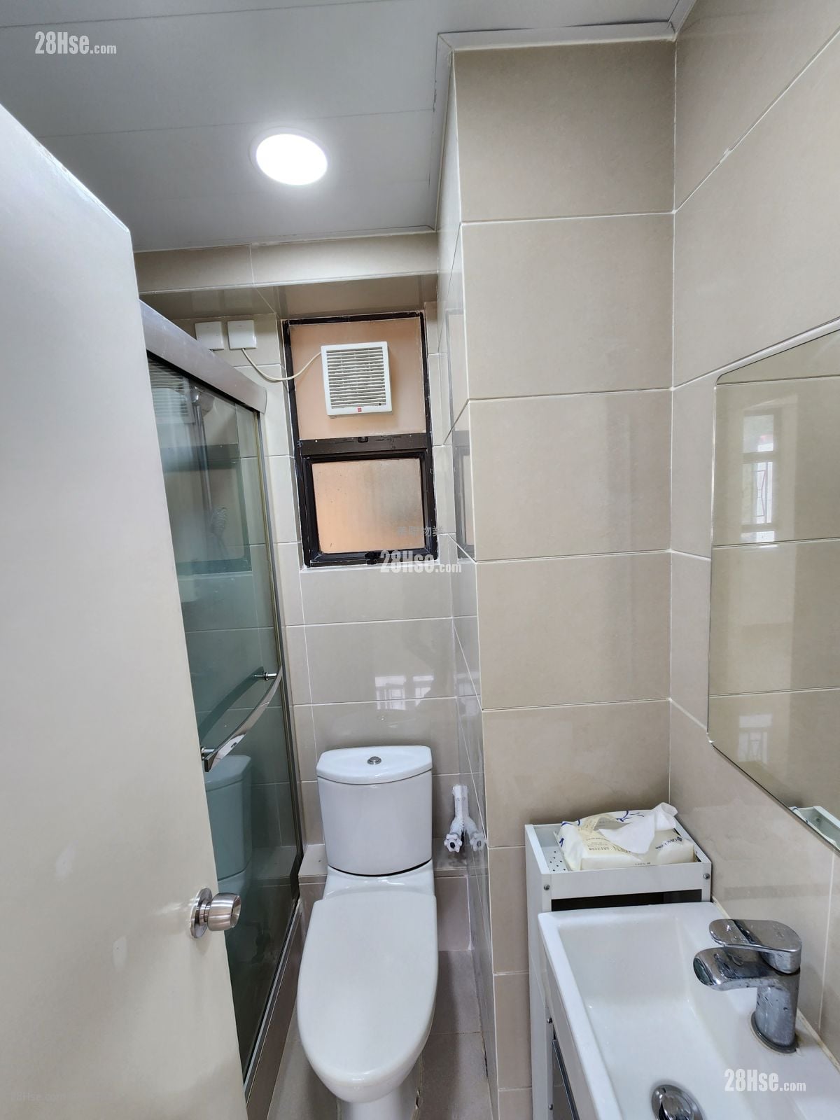 伟华中心 售盘 2 房 , 1 浴室 308 平方尺