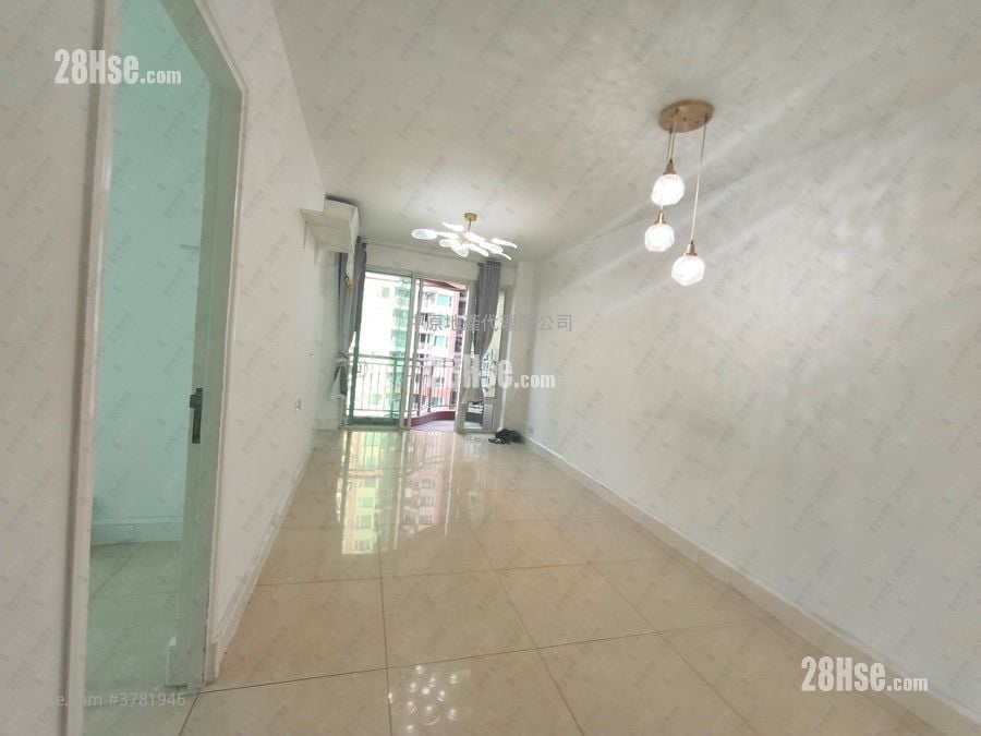 Central Park Towers Sell 3 Bedrooms , 1 Bathroom 578 ft²