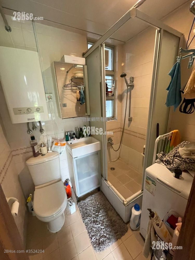 Ko Nga Court Sell 311 ft²