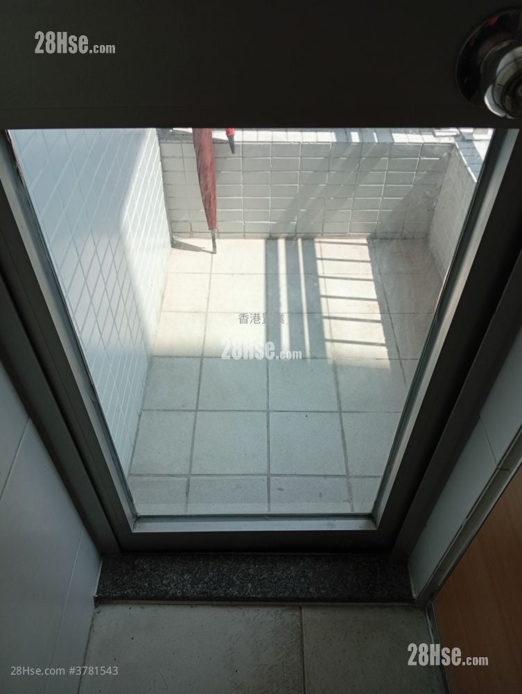 港湾豪庭 售盘 1 浴室 372 平方尺