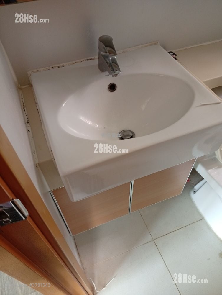 港湾豪庭 售盘 1 浴室 372 平方尺