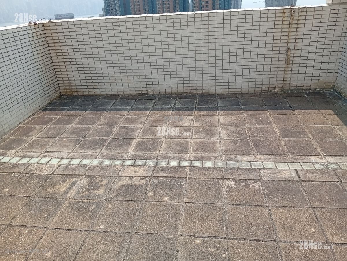 港湾豪庭 售盘 1 浴室 372 平方尺