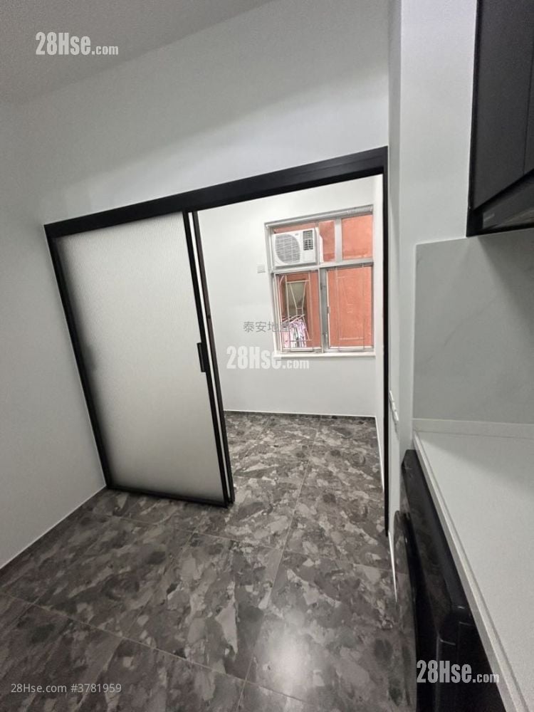 花园大厦 租盘 1 房 , 1 浴室 160 平方尺